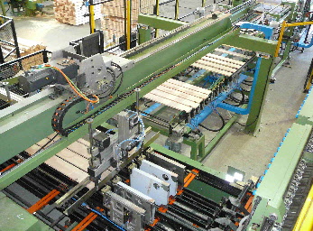 Palettenbrettbeschickung Corali M381-4